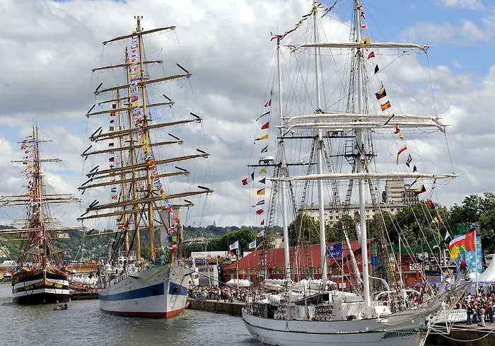 Quiet And Spacious 80M2 Flat Near Historic Center And Quays Rouen